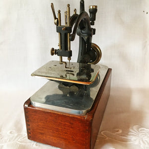 1920's Willcox & Gibbs Electric Sewing Machine, Chain Stitch Model with Foot Pedal