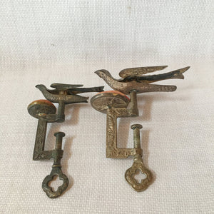 Small Victorian Sewing Bird Clamp with Original Velvet Pin Cushion