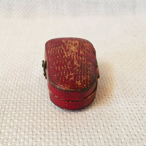 Simons Bros. Gold Thimble, Dated 1915, Size 8 with Leather Silk Lined Case