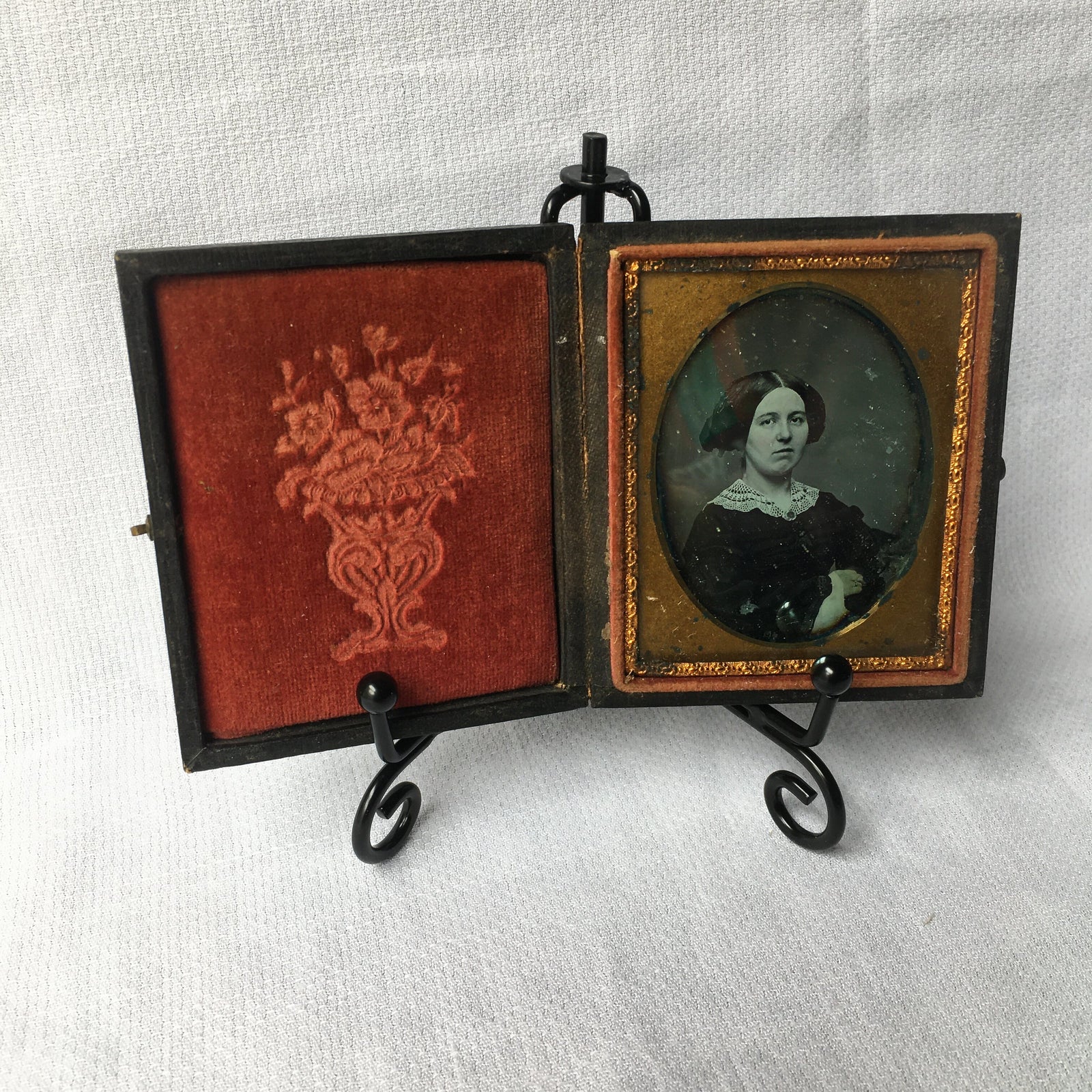 Antique Ambrotype Photo of Victorian Woman in Velvet Lined Union Case