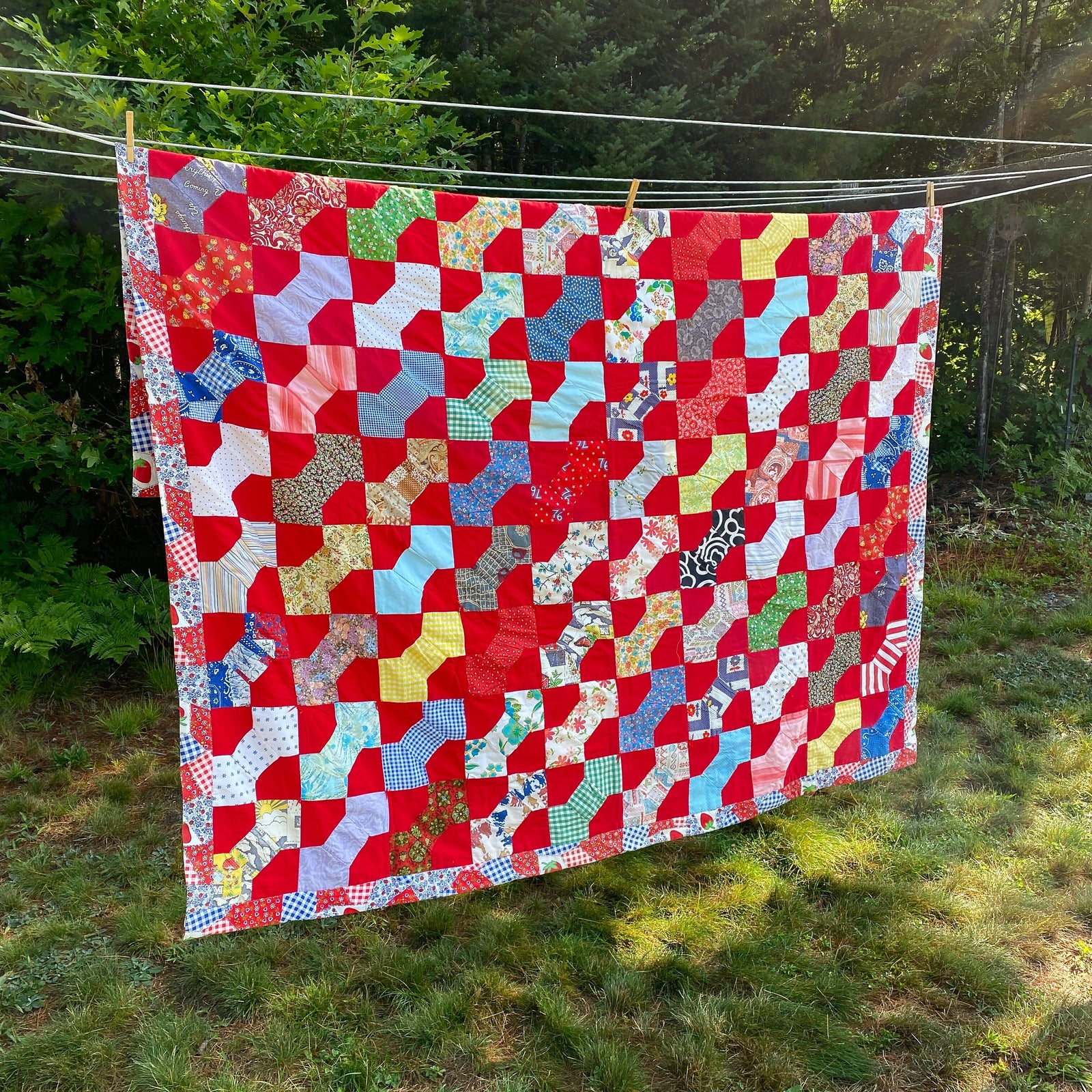 Vintage 1970s Bow Tie Patchwork Quilt, 1976 Bicentennial Scrap Quilt, Full Size