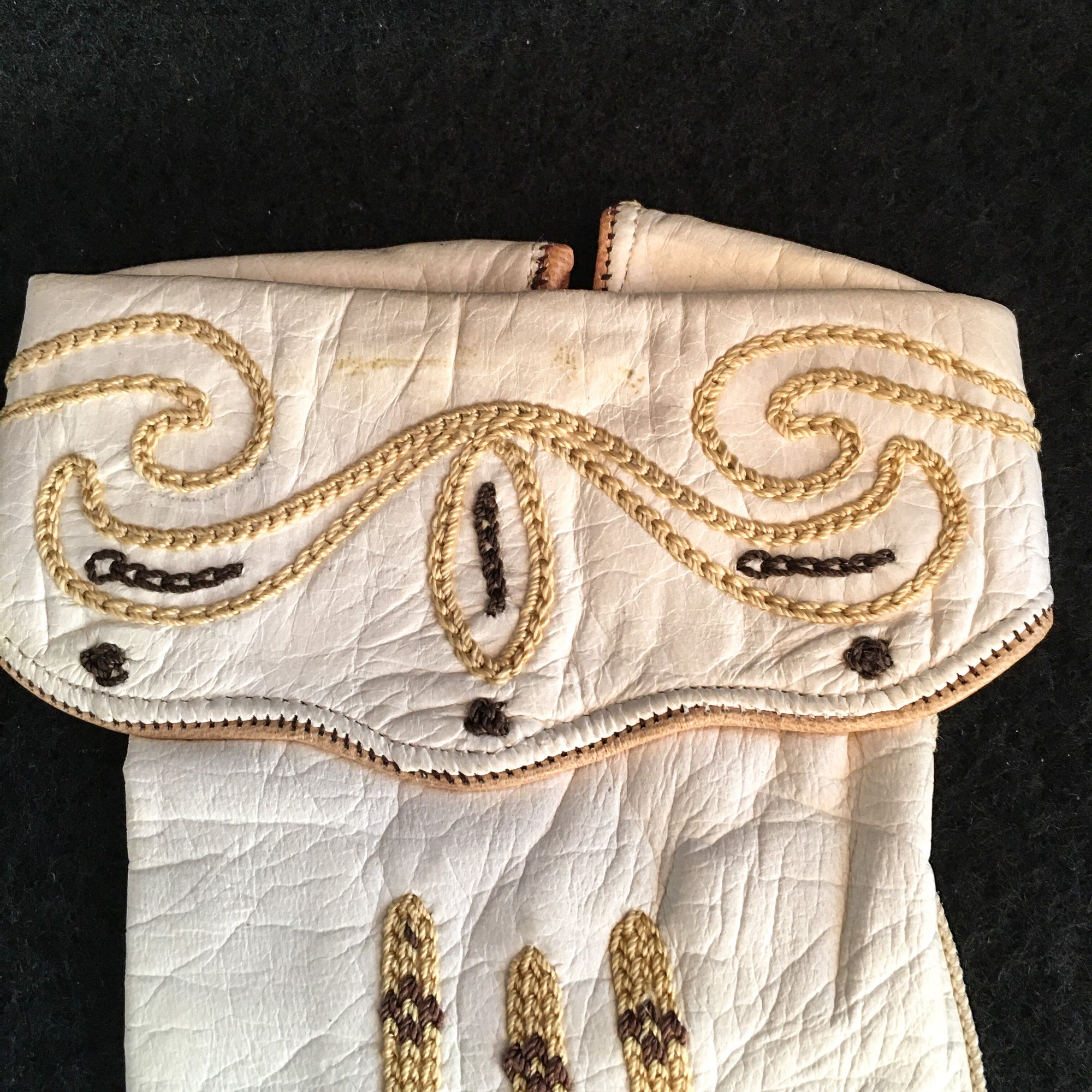 Early 1900’s Embroidered Leather Gloves, “Aris” Size 5 ¾