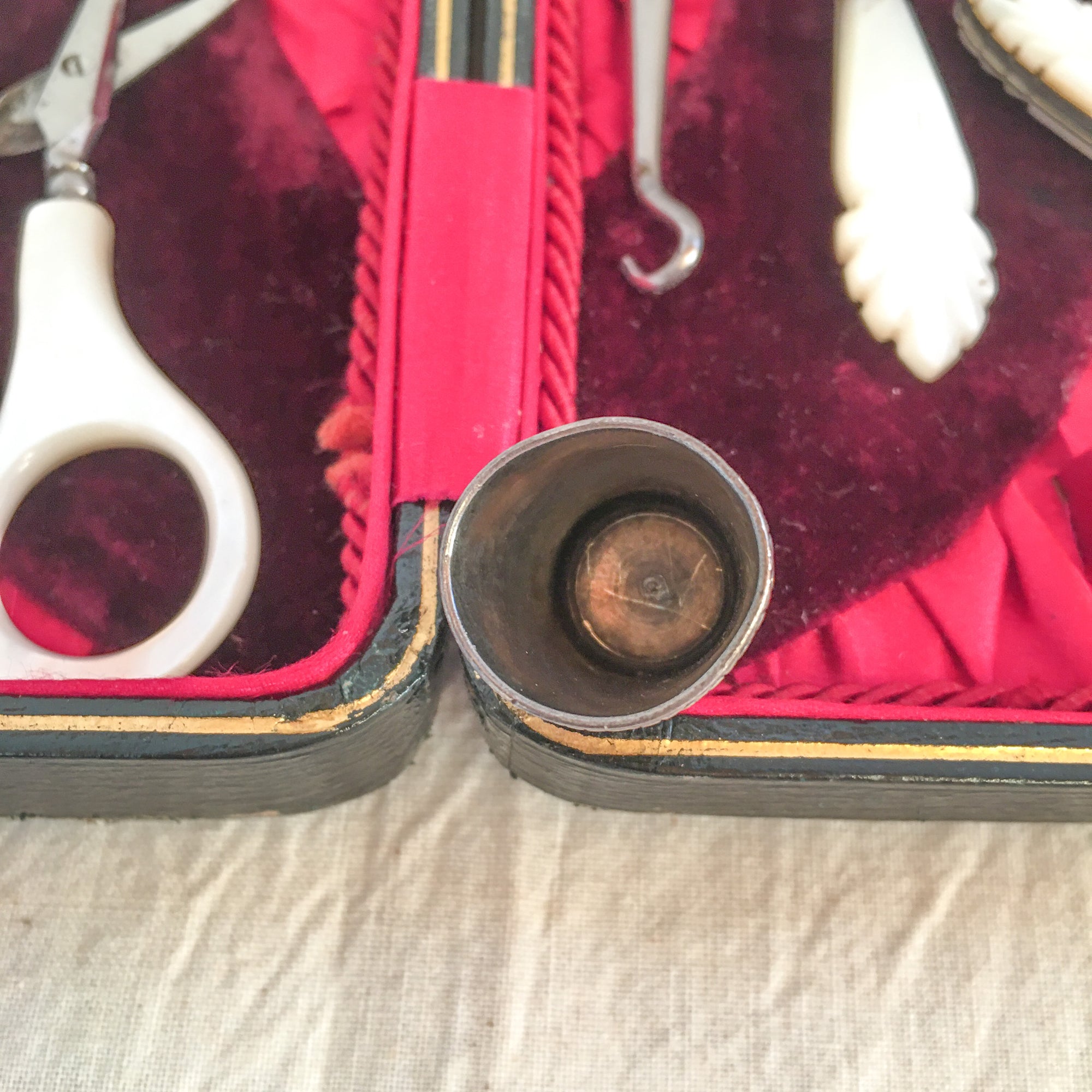 1800’s Sewing/Manicure Etui, Mother Of Pearl Handles