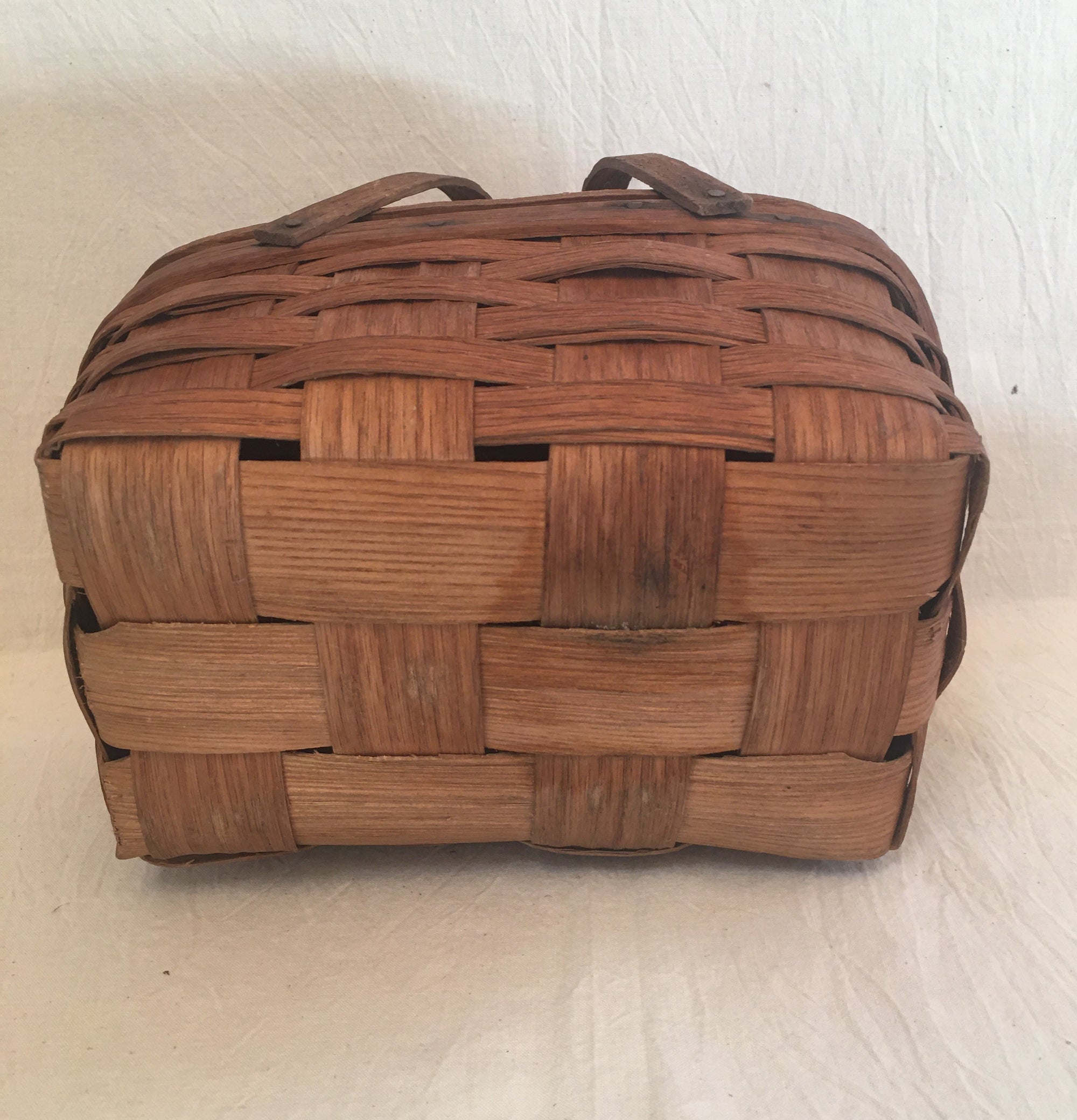 Early 1900’s Child’s Picnic Basket/Lunch Basket (Very Small!)