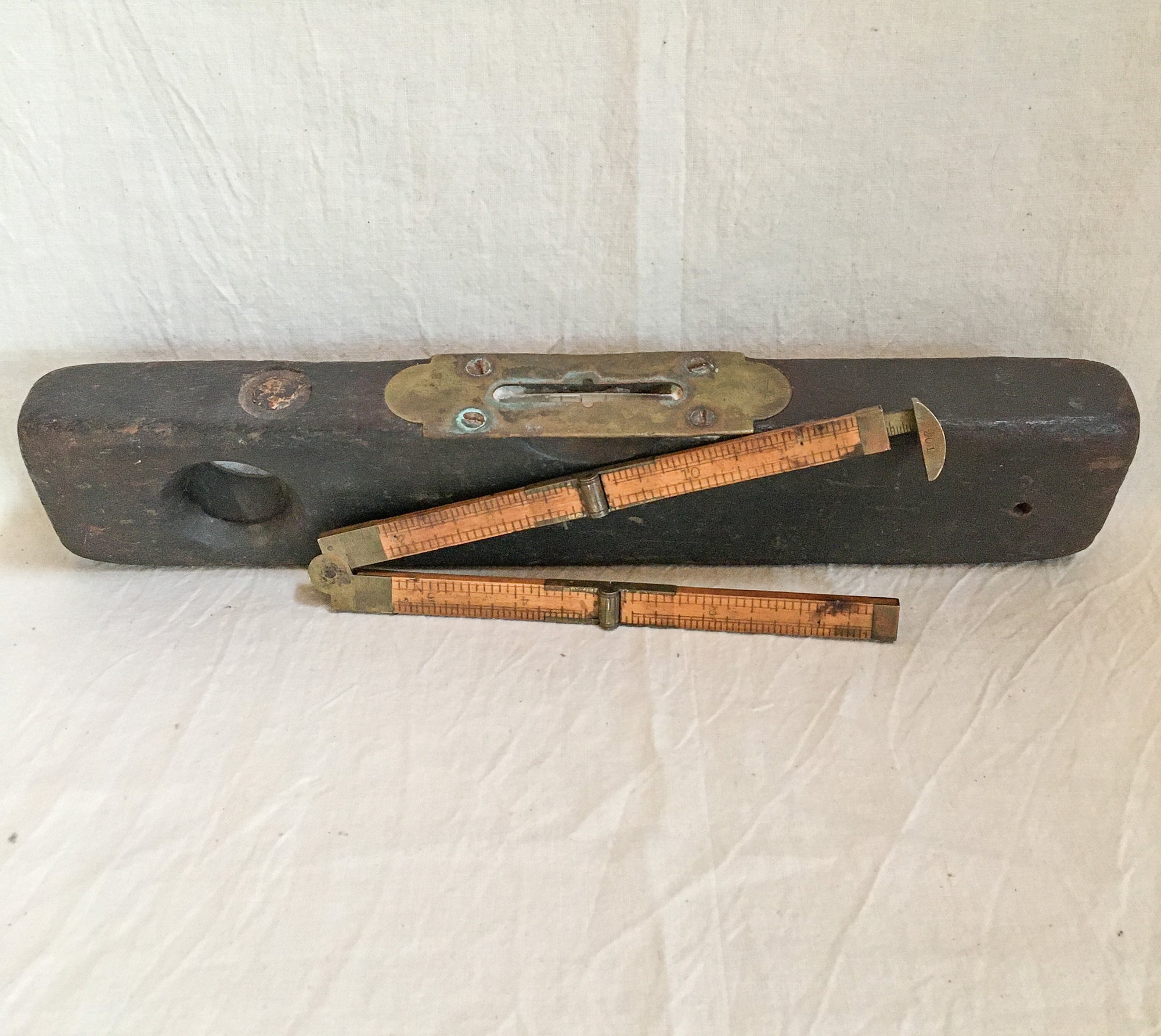1890’s – 1910’s Stanley Rule and Level Co. Wood and Brass Level, Boxwood and Brass Caliper Rule No. 98