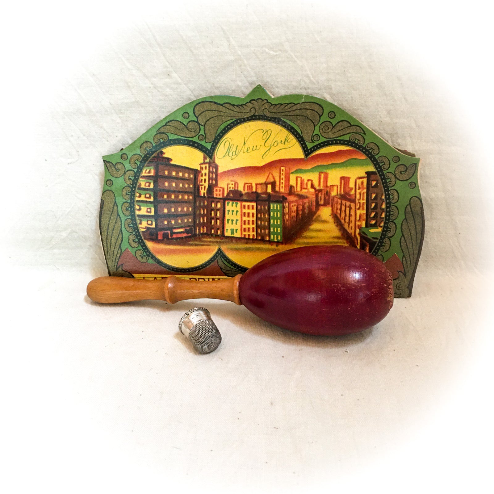 Mending Medley! Darner, Thimble and Needle Book