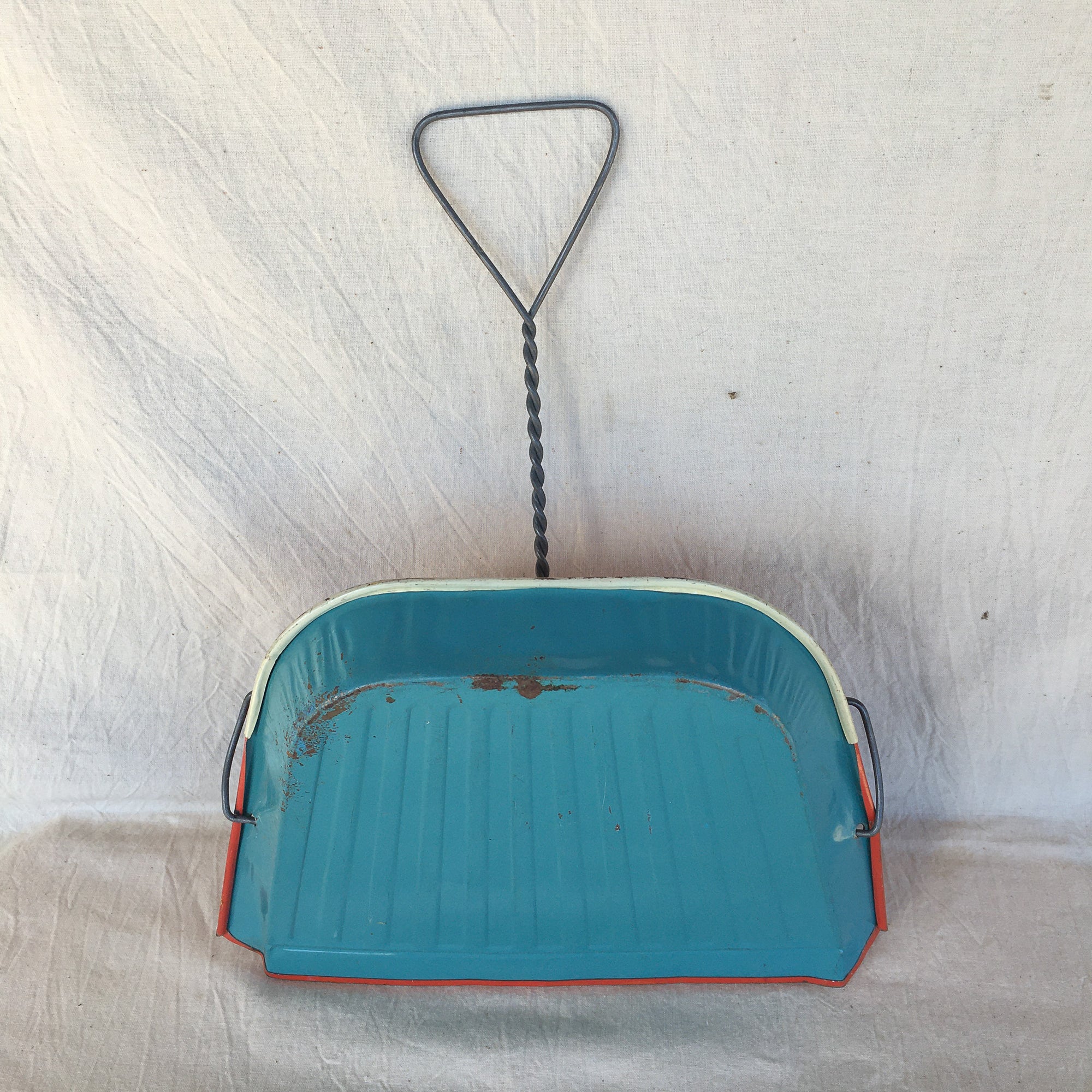 Autumn Hues!  Vintage Riley's Rum & Butter Toffee Tin and Susy Goose Dustpan