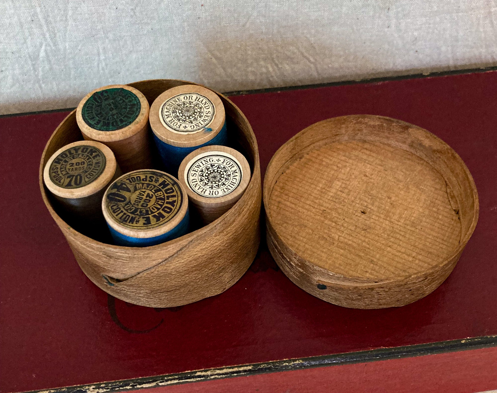 Antique Round Bentwood Box with Cover, 5 New Spools Holyoke Thread