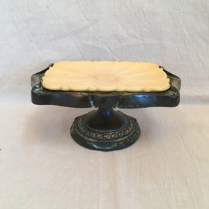 Vintage Amerock Carriage House Pedestal Soap Dish