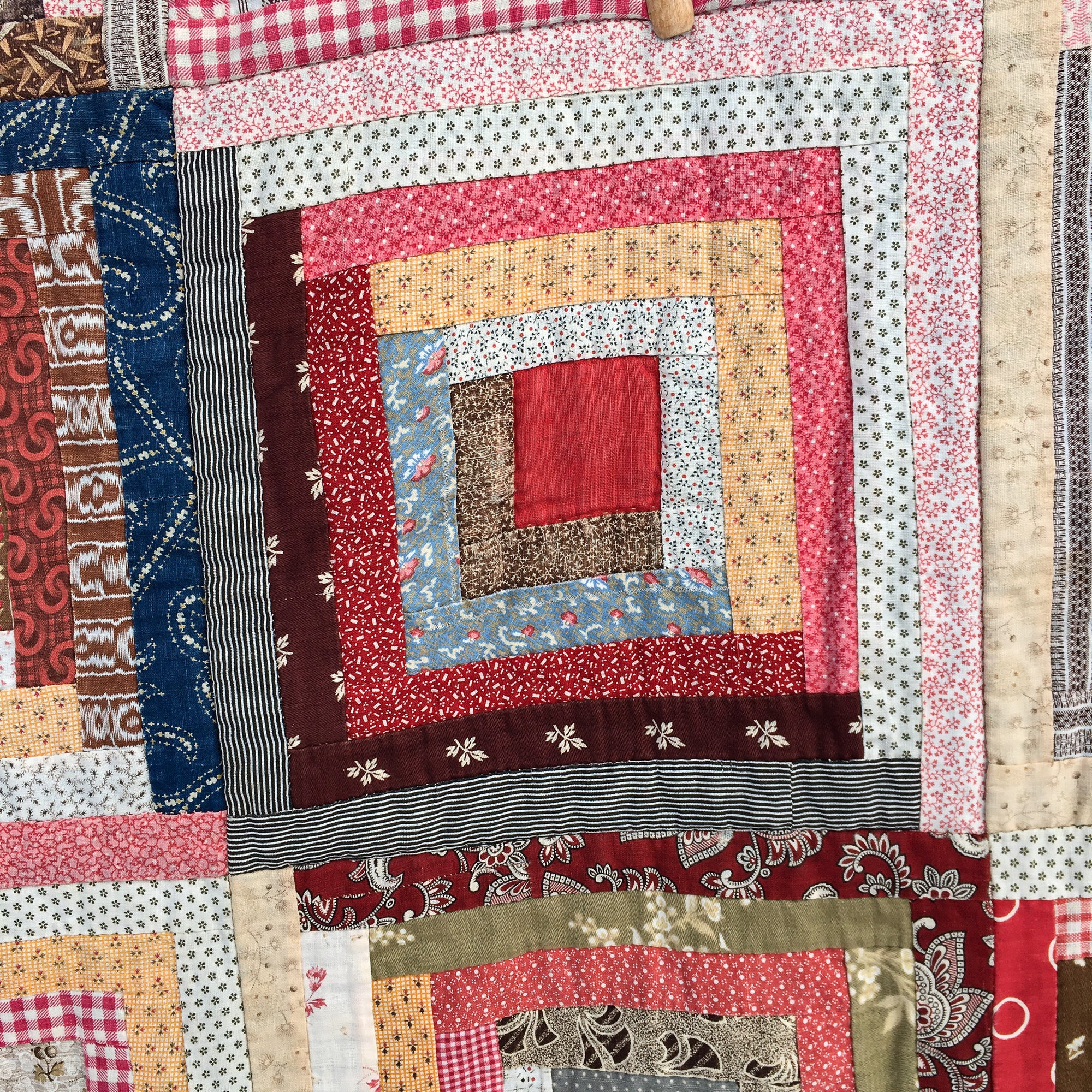 Antique Log Cabin Quilt – Hand-Stitched, Early 20th Century