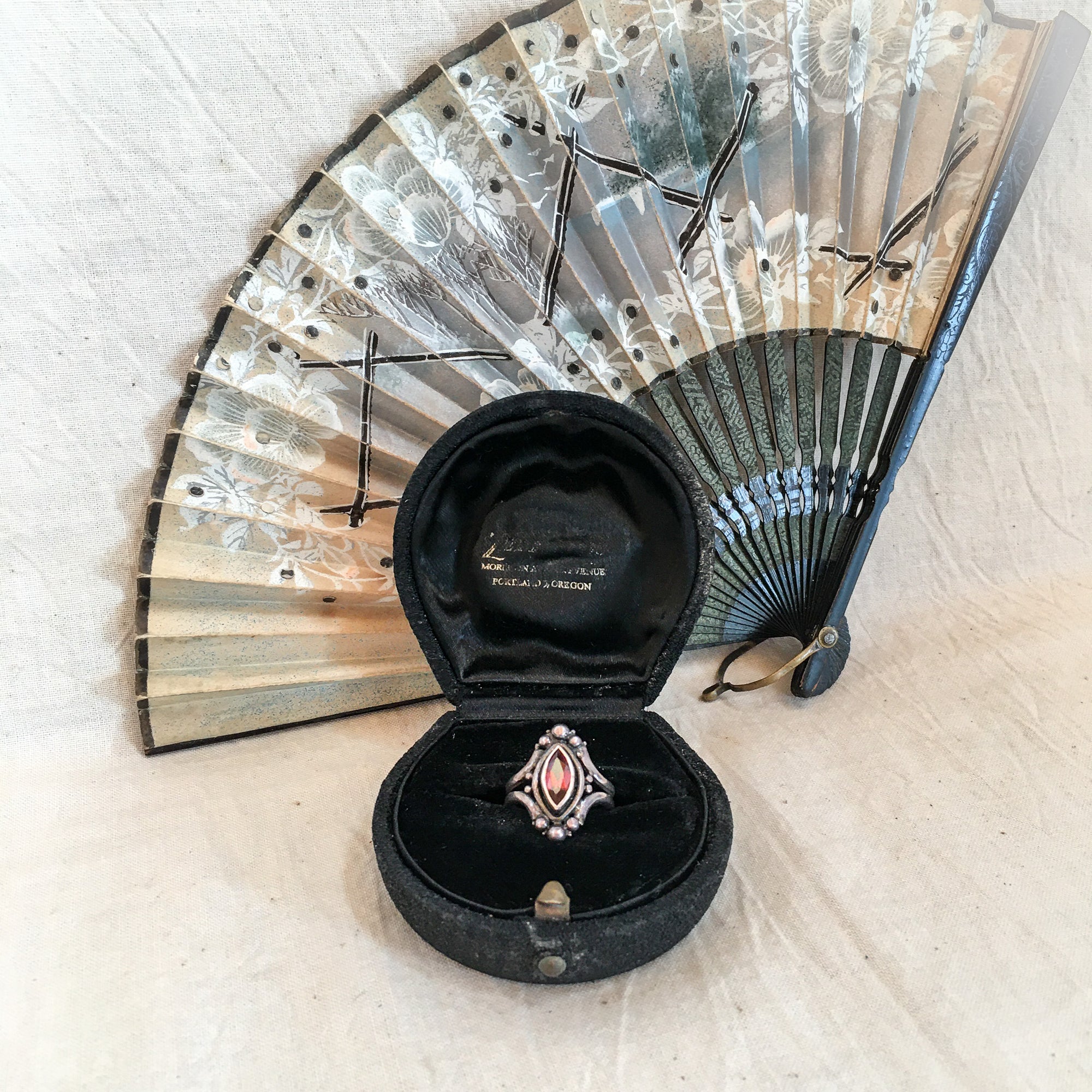 Antique Velvet Ring Box – Early 20th Century
