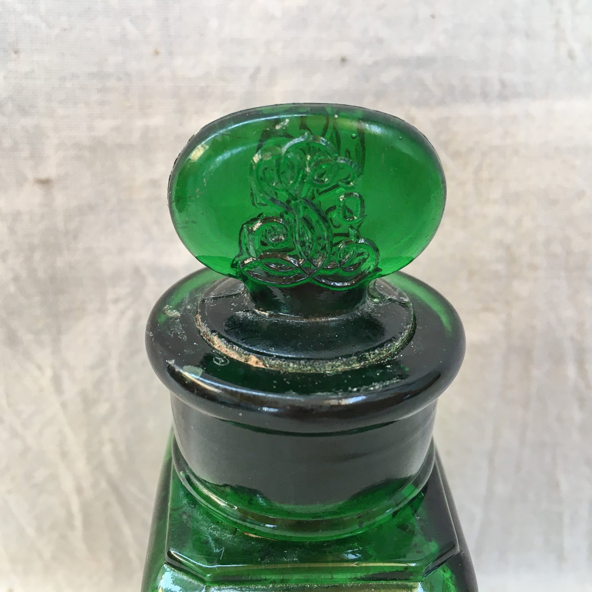 Early 1900s Larkin Soap Co. Emerald Green Glass Bottle with Ornate Stopper