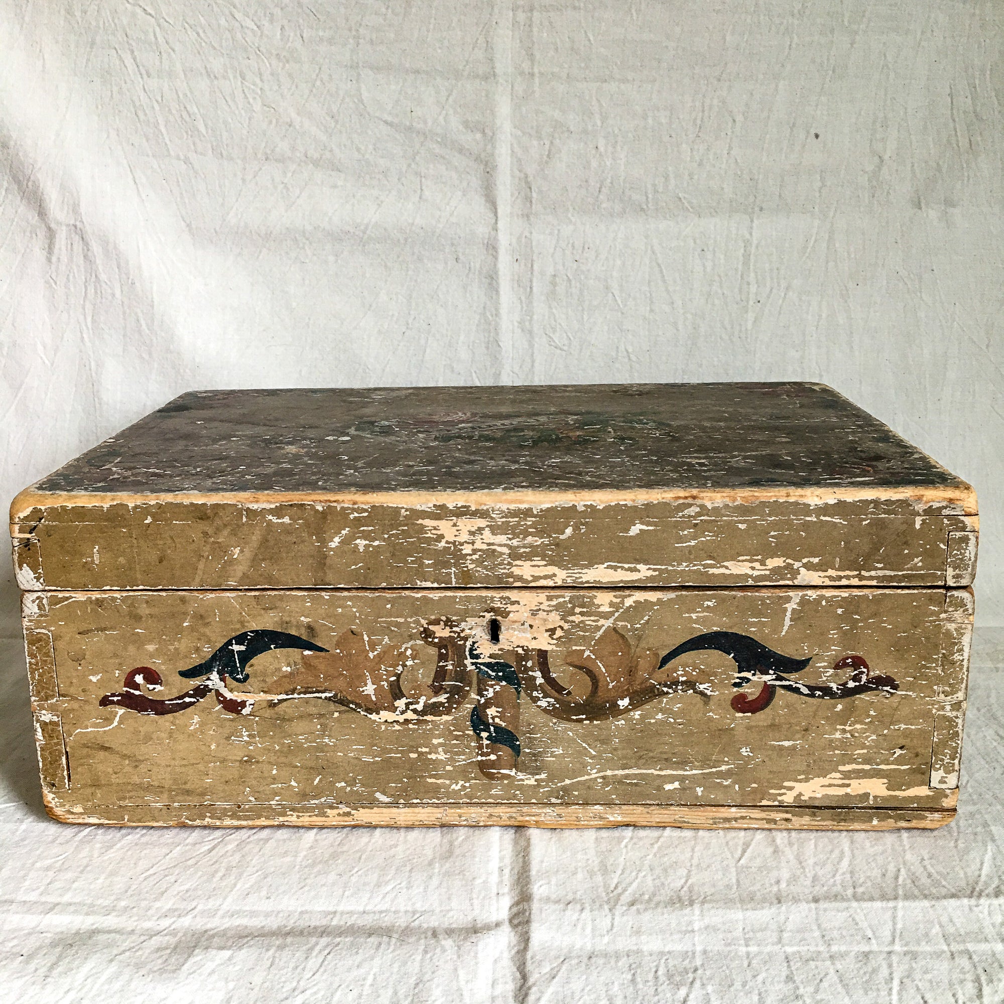 1800s Hand-Painted Wooden Keepsake Box – Dovetailed with Inscription "Sophronia"