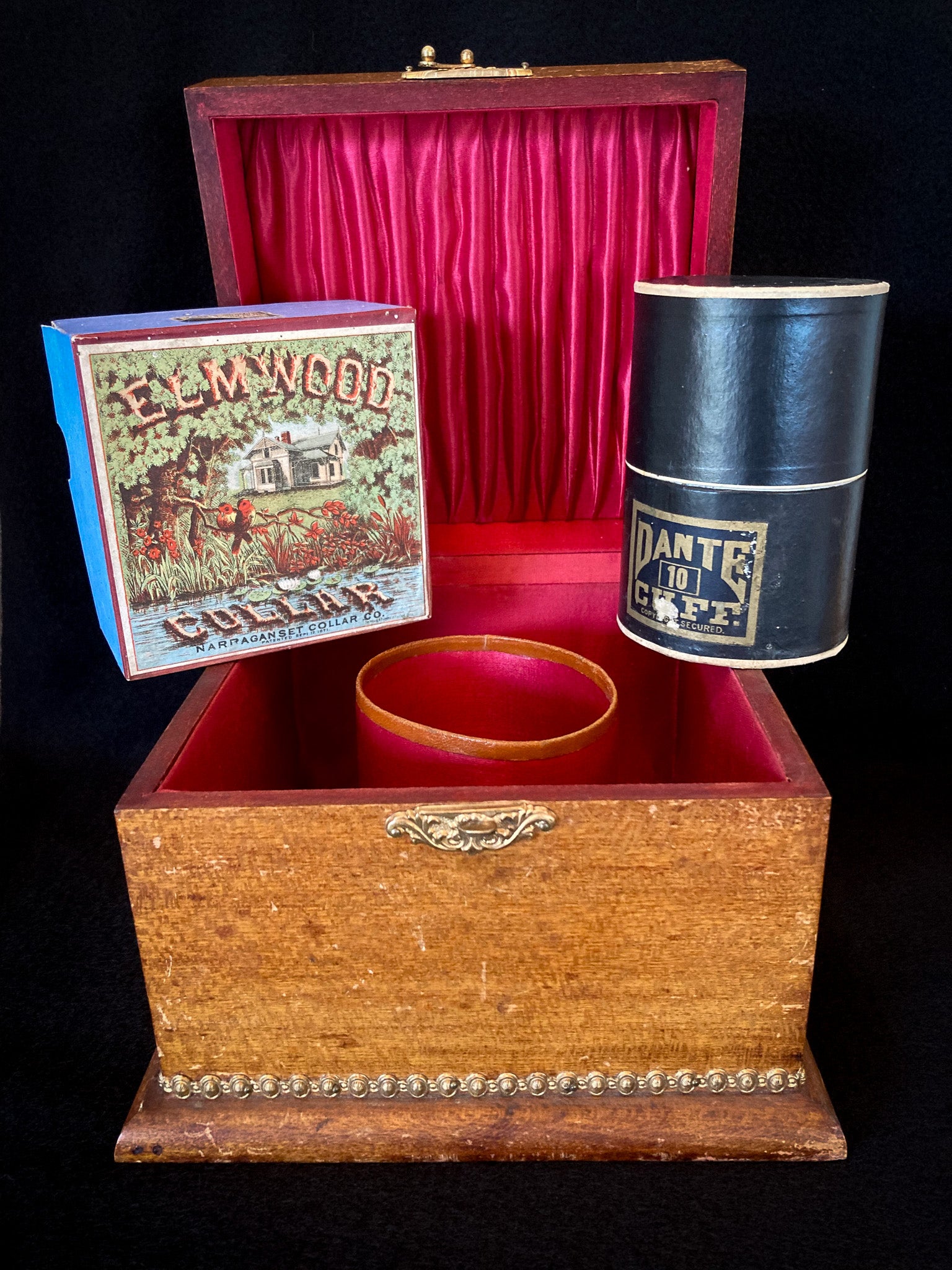Victorian Era Collar Box with New Old Stock Cuffs and Collars