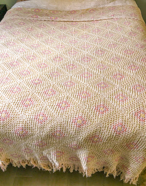 1935 Bedspread, Delicate Crochet Work, Crochet Cotton, Depression Era, Hand Made, Queen Size