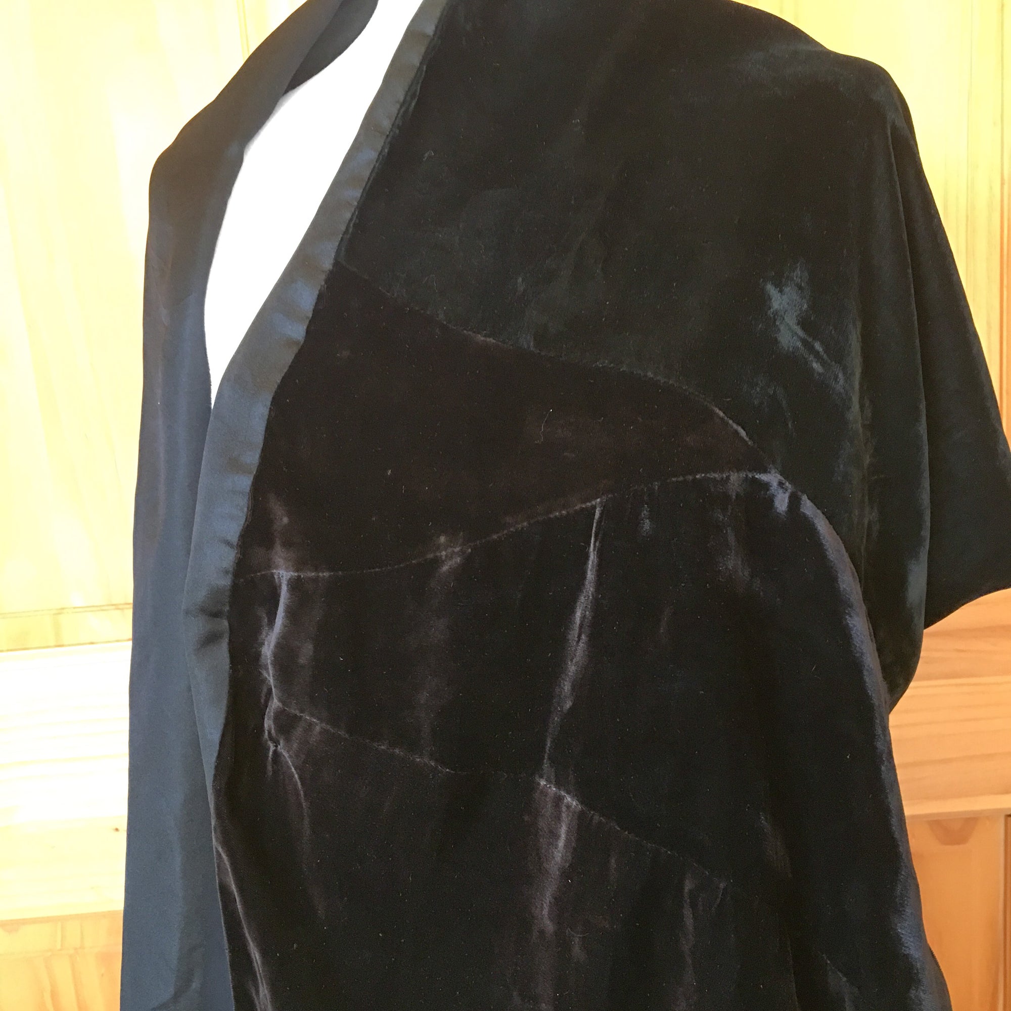 Antique Late Victorian Velvet Shawl – Embroidered Ends, Pieced Salvage Work, 37x17