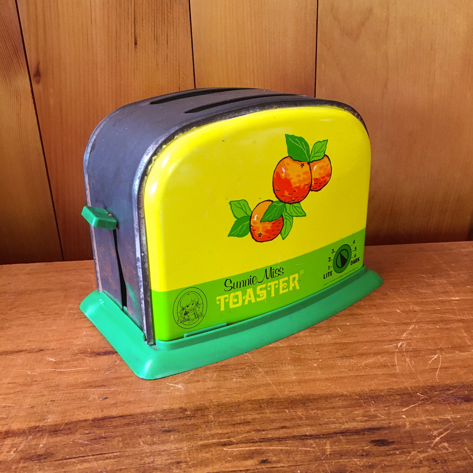 Vintage Sunnie Miss Toy Toaster, Ohio Art Co.