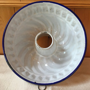 Vintage Enamelware Pan & Ceramic Custard Cups: Blue Rim Baking Set