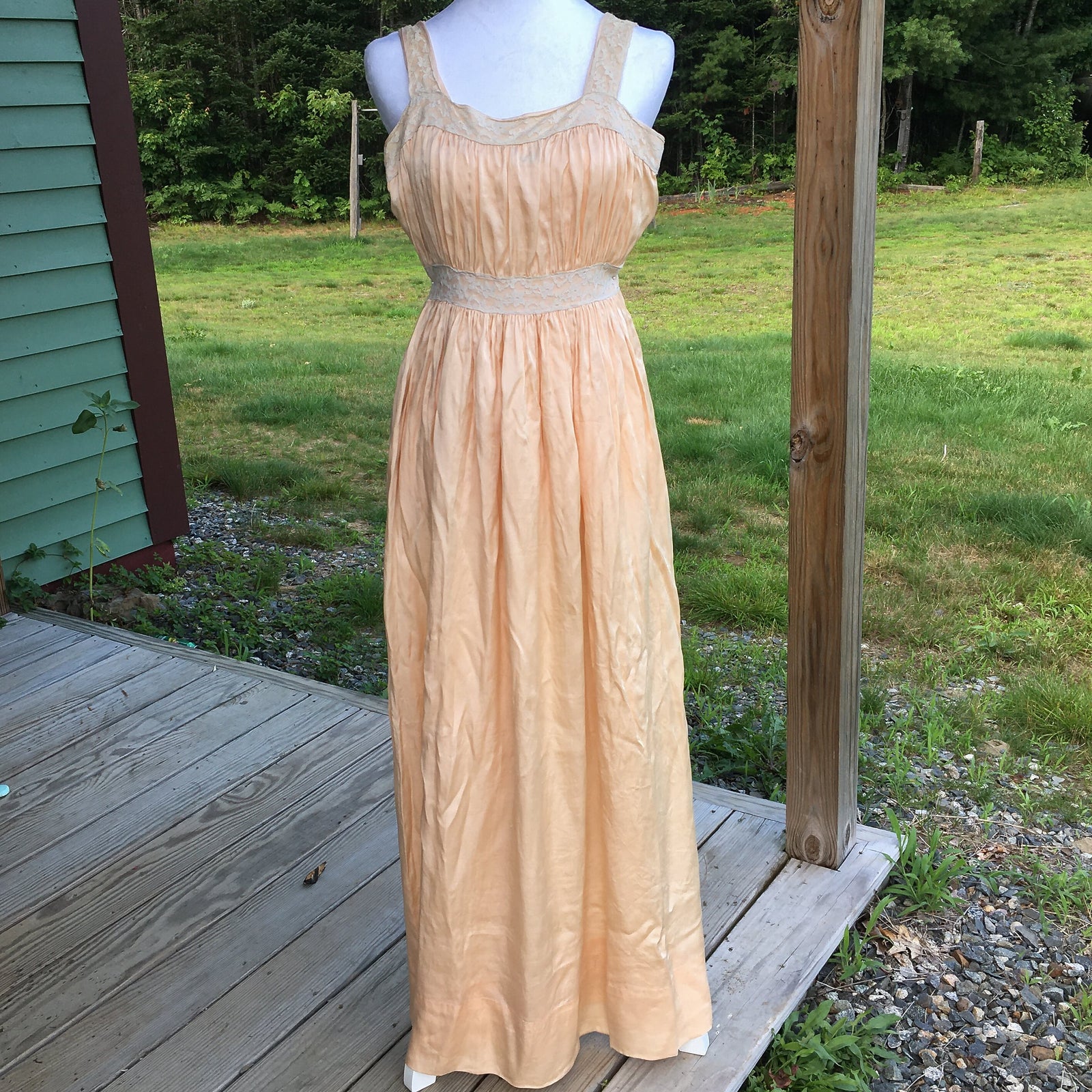 1940s Silk Nightgown Slip with Lace Trim – Best & Co. Peach Lingerie – Vintage Bias Cut Slip