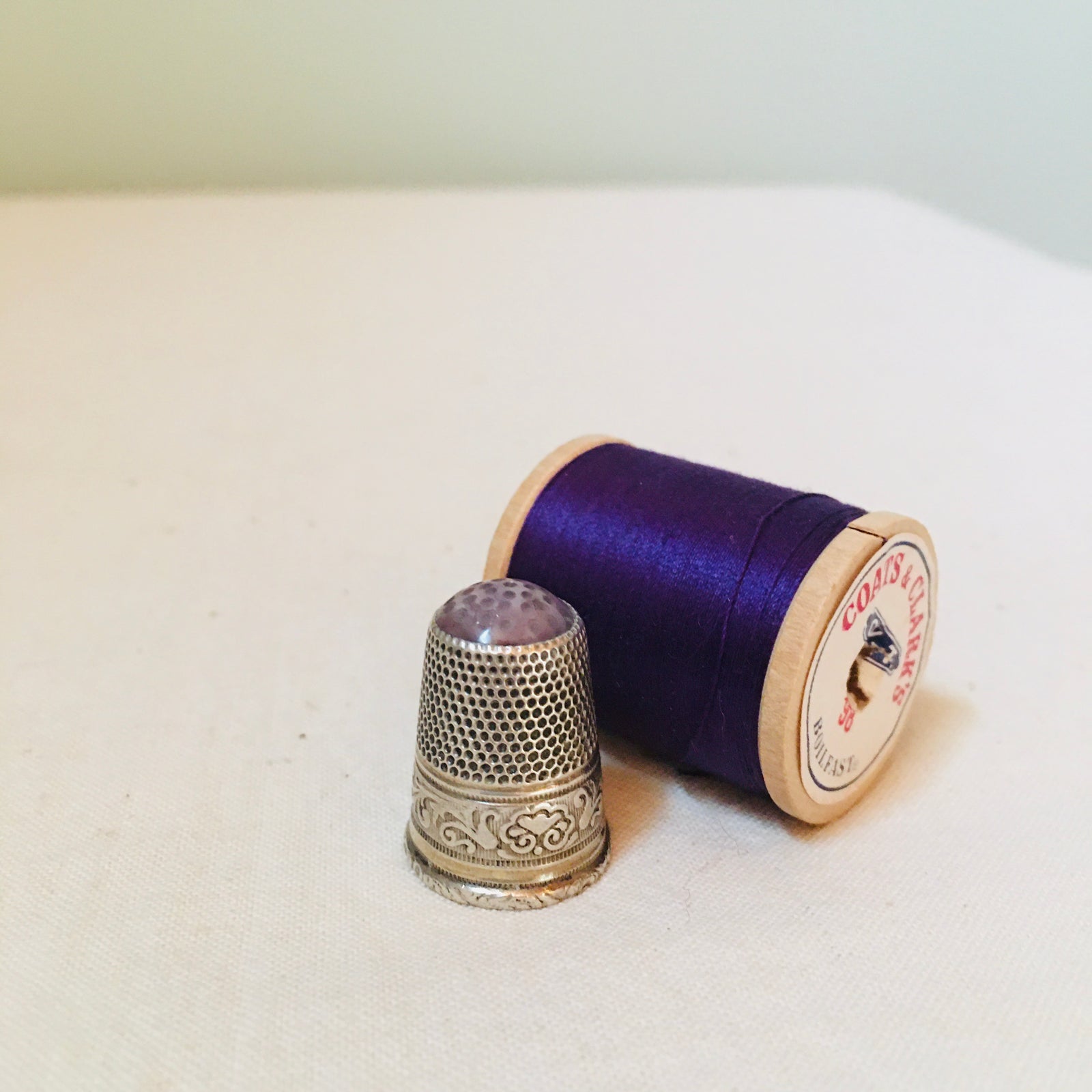 thimble, sterling silver with amethyst top