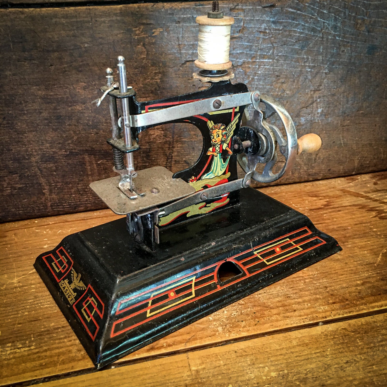 1945-1949 Casige Toy Sewing Machine, Fairy Tale Model 121 (#4)