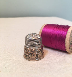 Ketcham & McDougall “Wild Roses” Thimble, Sterling Silver with Gold Band, Size 10, Engraved “I” (#5)