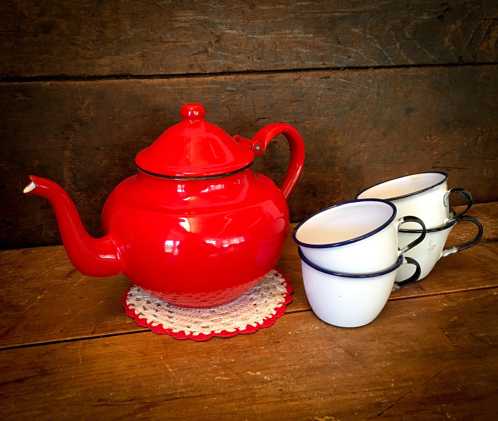 1940’s Enamelware Teapot and Teacups, Crocheted Potholder