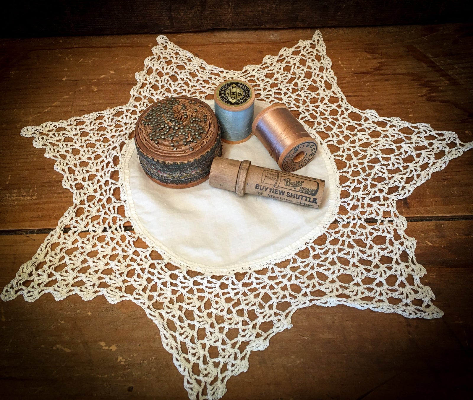 Early 1900’s Pyramid Pins and Boye Wooden Needle Case