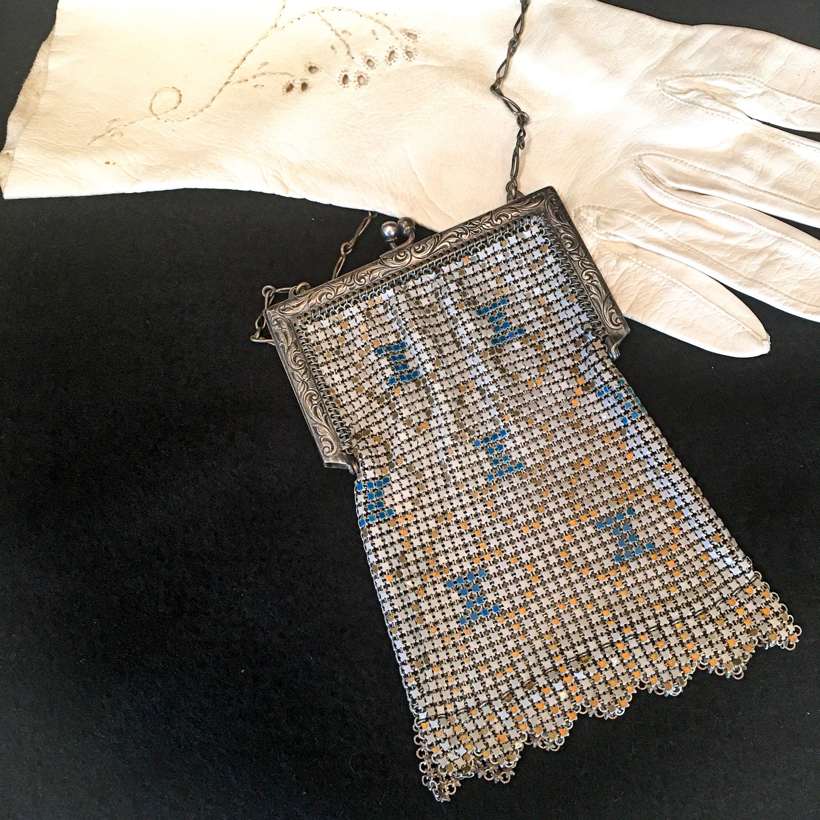 1920’s – 1930’s Whiting and Davis Mesh Purse