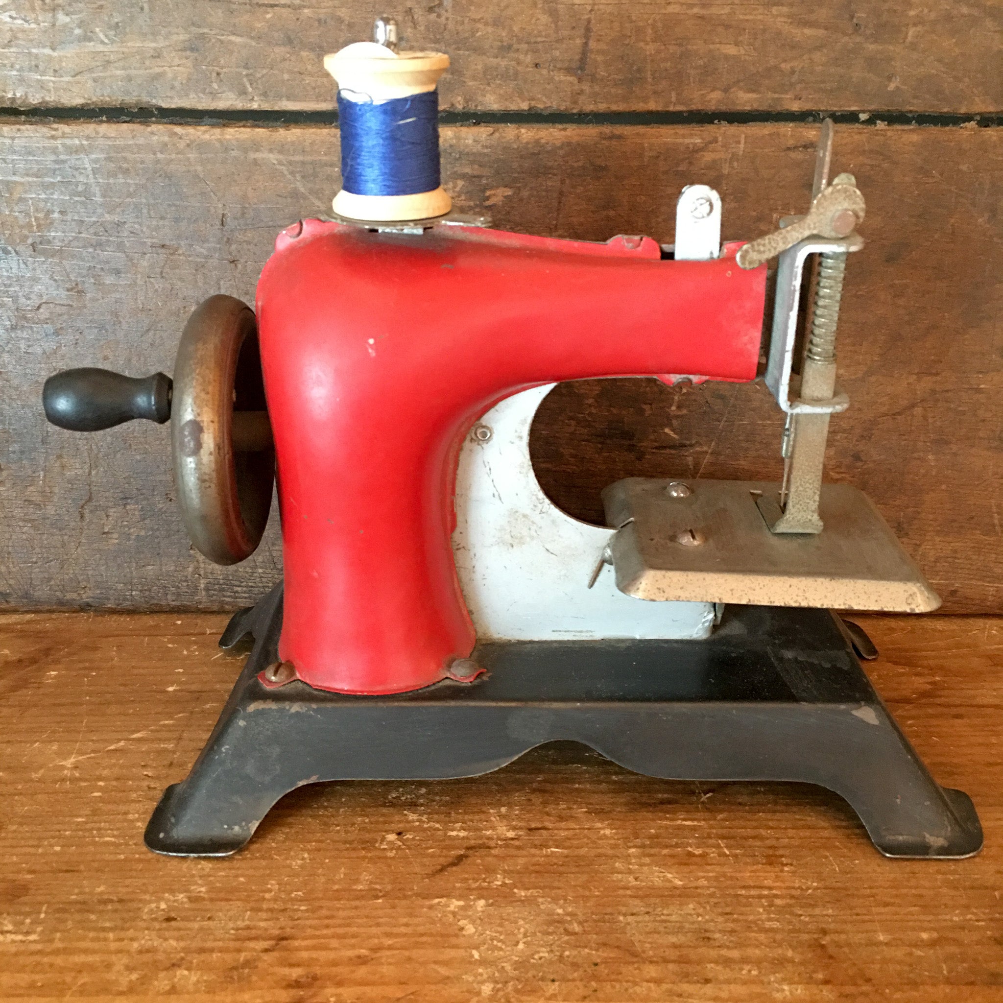 1940’s – 1950’s Little Princess Sewing Machine, the Hoge Mfg Co., New ...