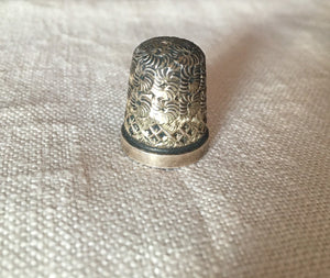 1890’s English Sterling Silver Thimble with Leather Presentation Case