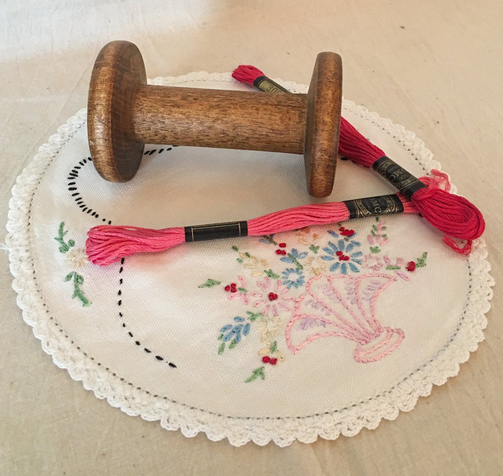 Small Wooden Spool, 4"