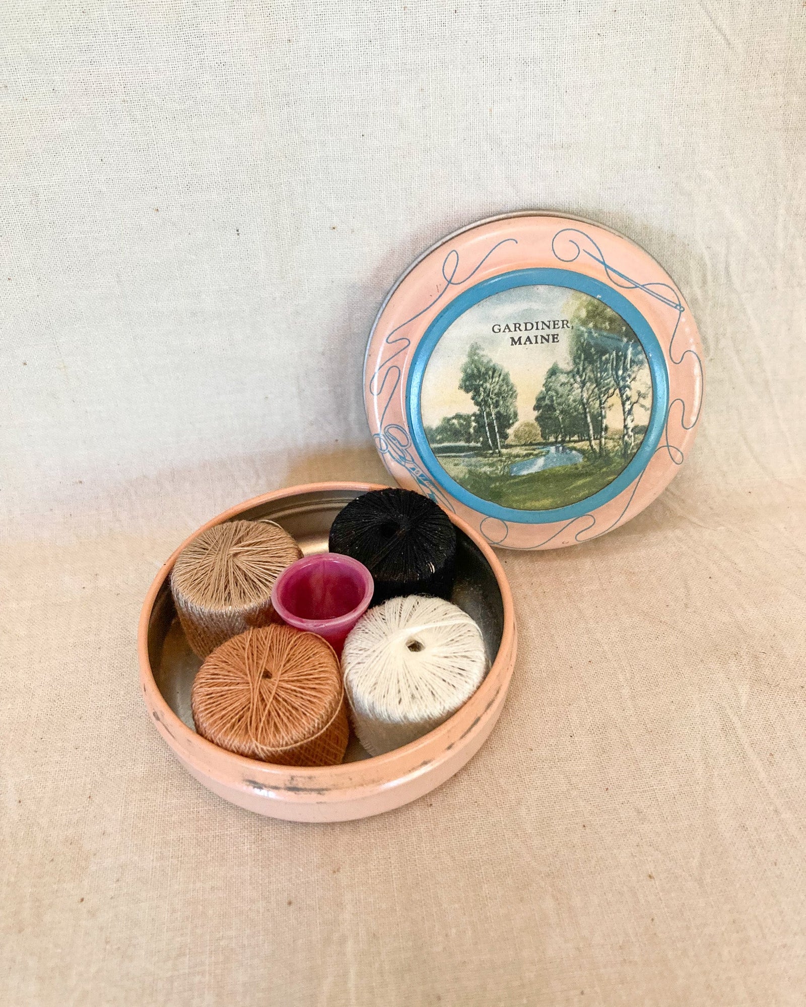 Mid Century Sewing Kit, Souvenir of Gardiner, Maine