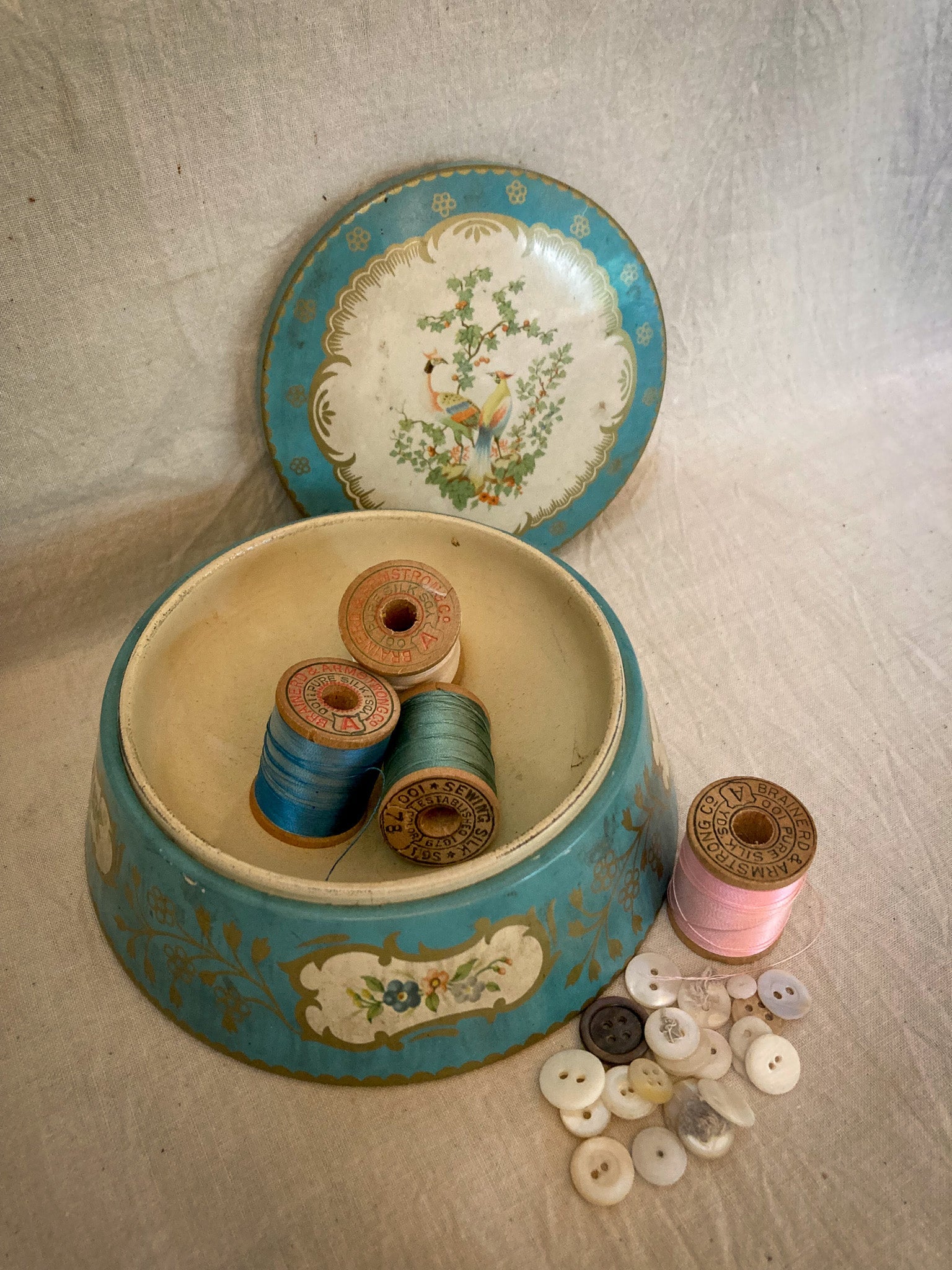 Mid Century Baret Ware Powder Tin, Vanity Box