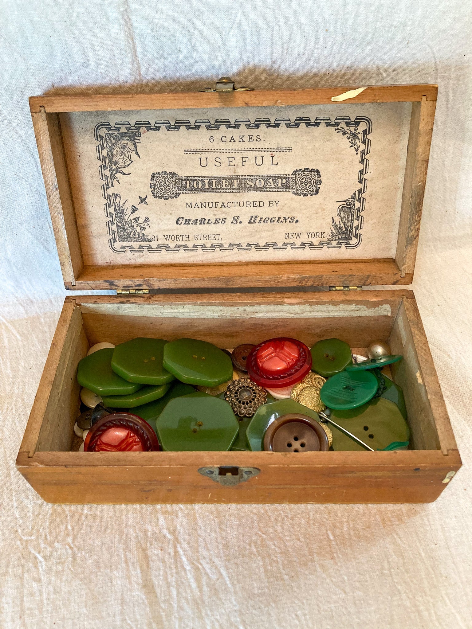 Early 1900’s Higgins Toilet Soap Box with Assorted Buttons