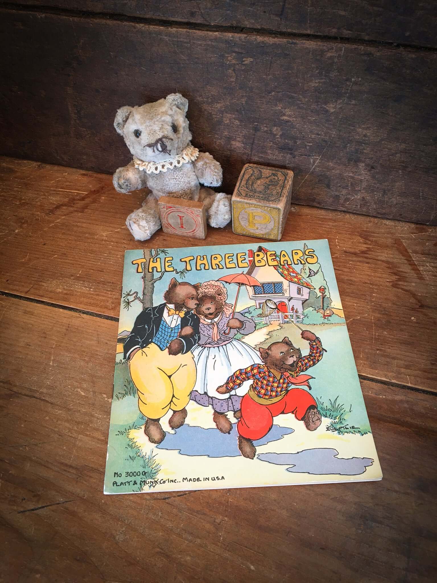 LeHay's Vintage Shop, 1934 “The Three Bears” Published by Platt & Munk Co Inc