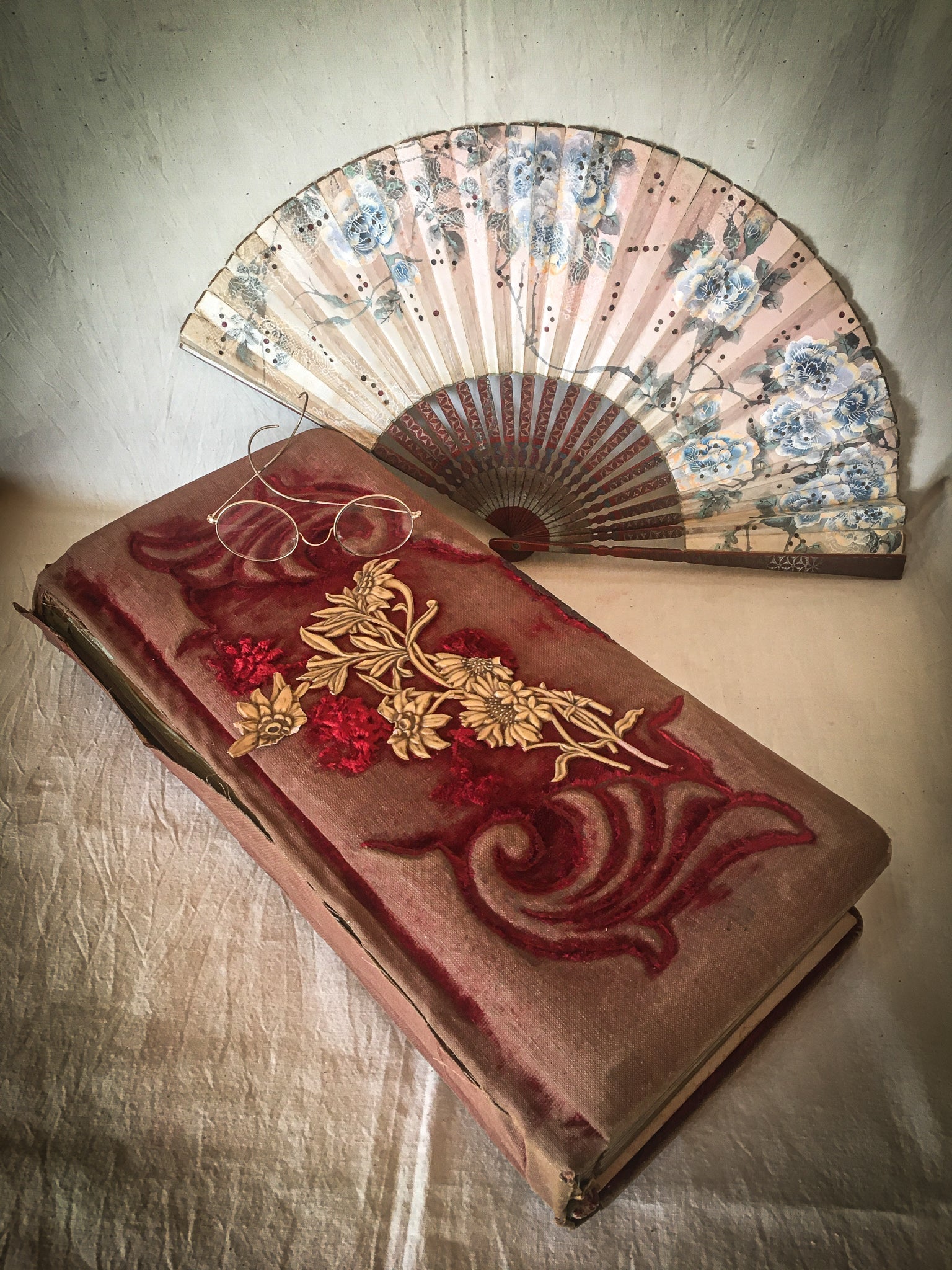 Victorian Photo Album with Red Velvet and Celluloid Decoration, Full of Photos