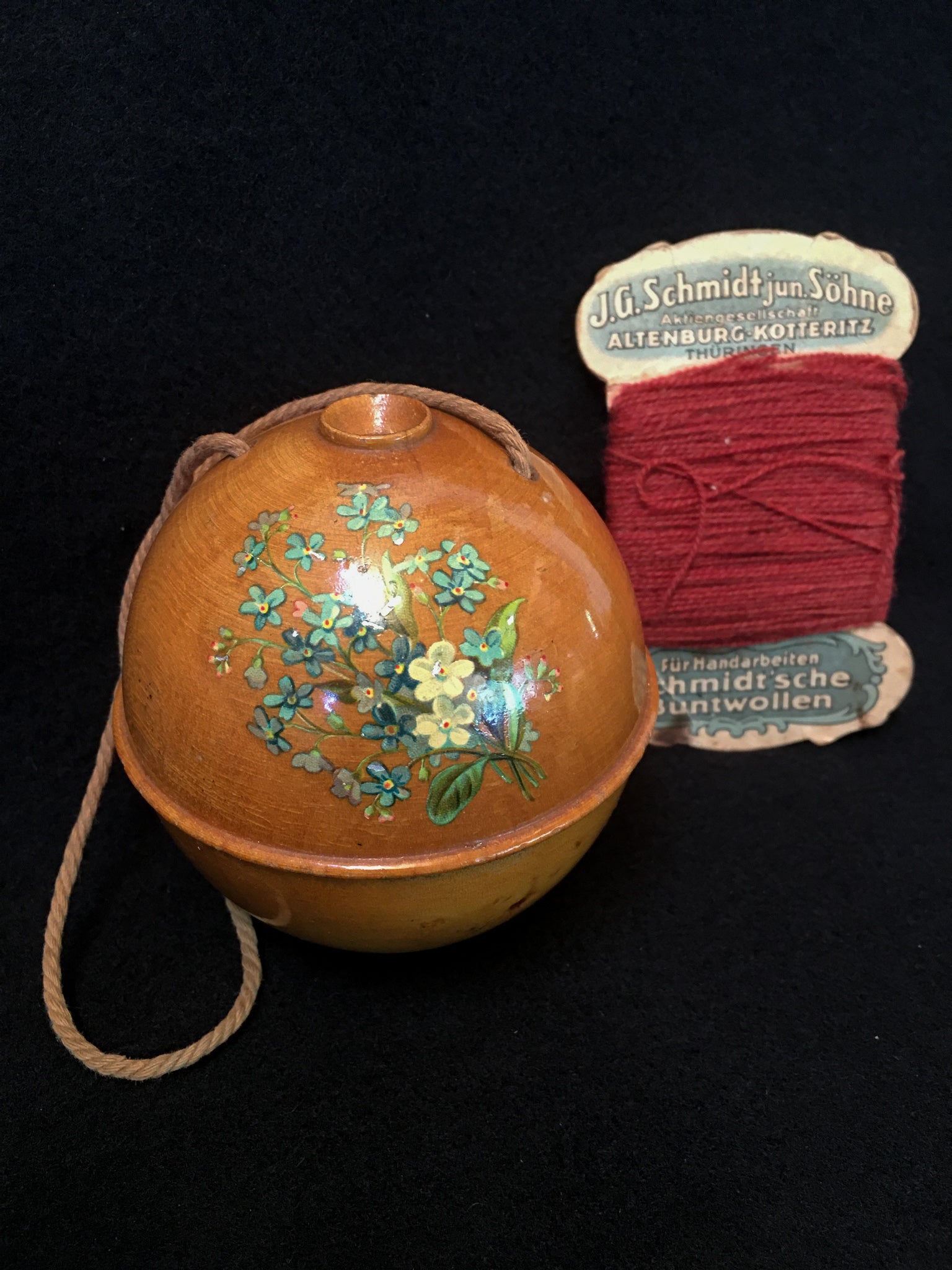 LeHay's Vintage, 1930’s Treenware “J&P Coats Crochet Cotton” String Holder, Made in Scotland